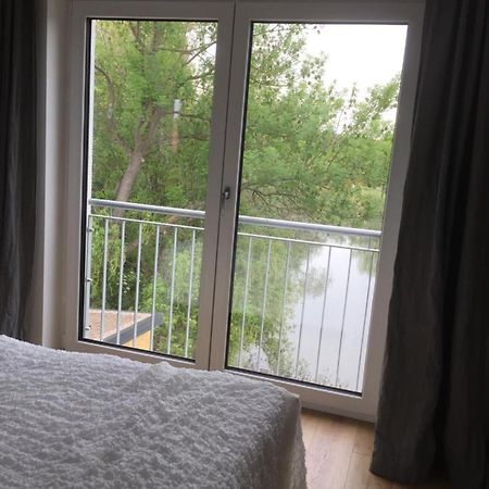 Familienfreundliche Ferienwohnung Am See Sömmerda Extérieur photo