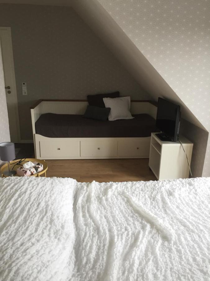 Familienfreundliche Ferienwohnung Am See Sömmerda Extérieur photo